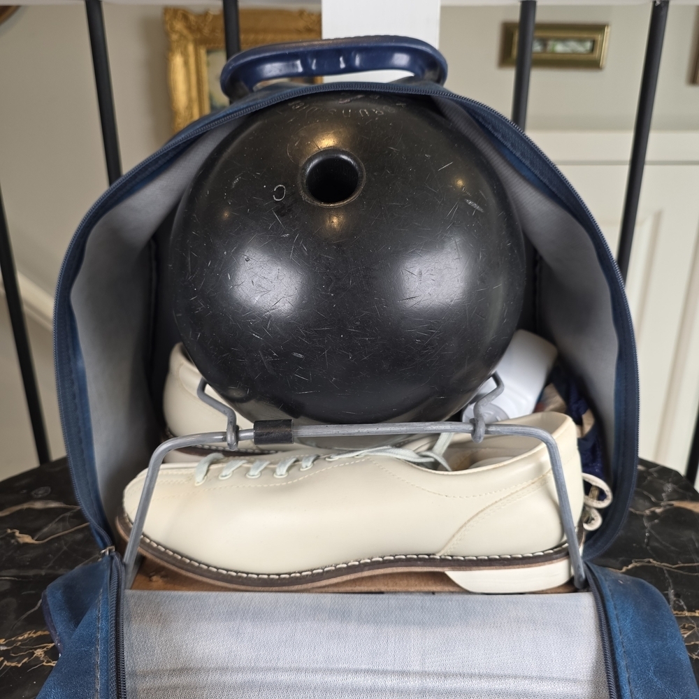 Vintage 1970s Brunswick Bowling Bag Ball & Shoes Set | Men's Size 9.5 Retro